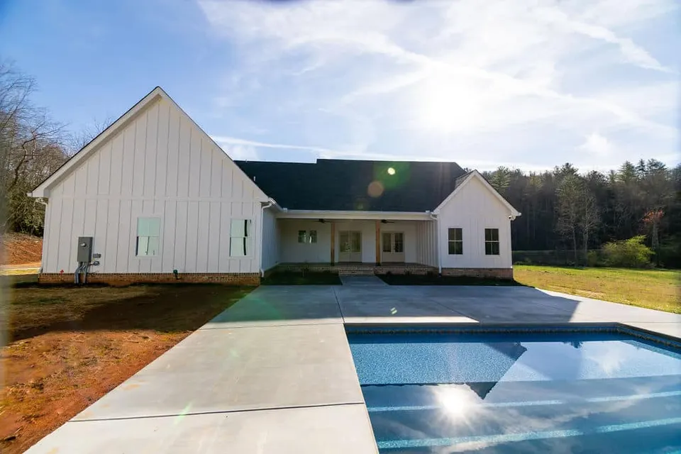 The Homestead 6