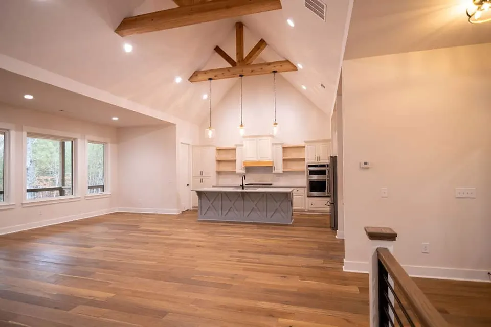 Lanier Home Builders interior detail 3